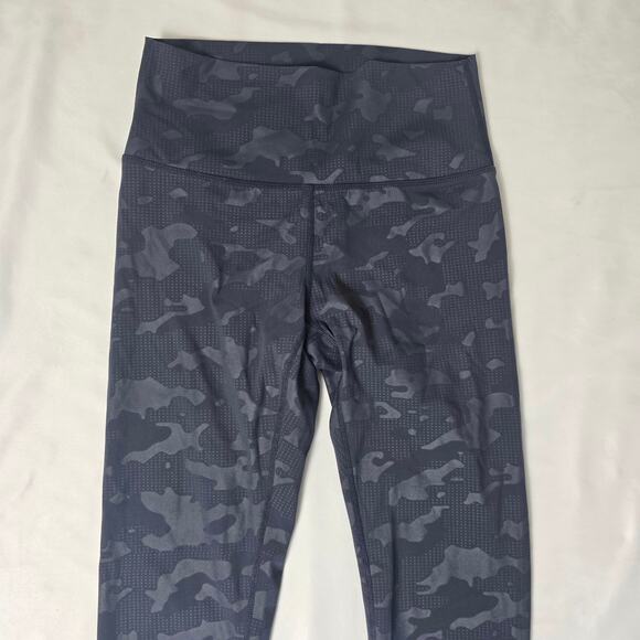 Zyia Active Luxe Hi Rise Leggings 7/8 Battlefield Camo - Size 4 - Picture 6 of 11